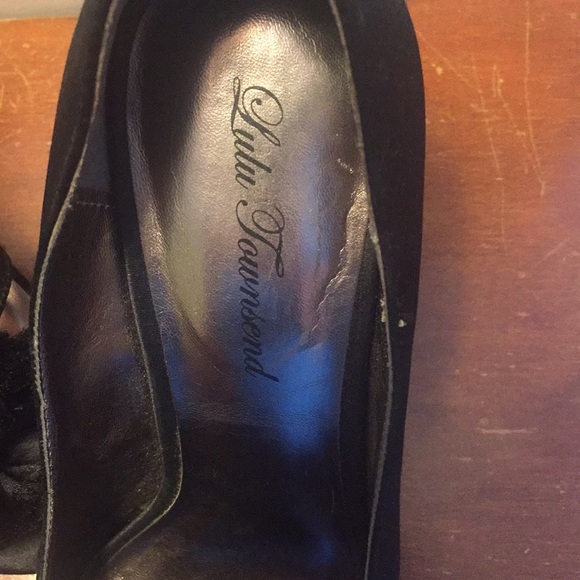 Lulu Townsend Black Heels - Picture 5 of 6